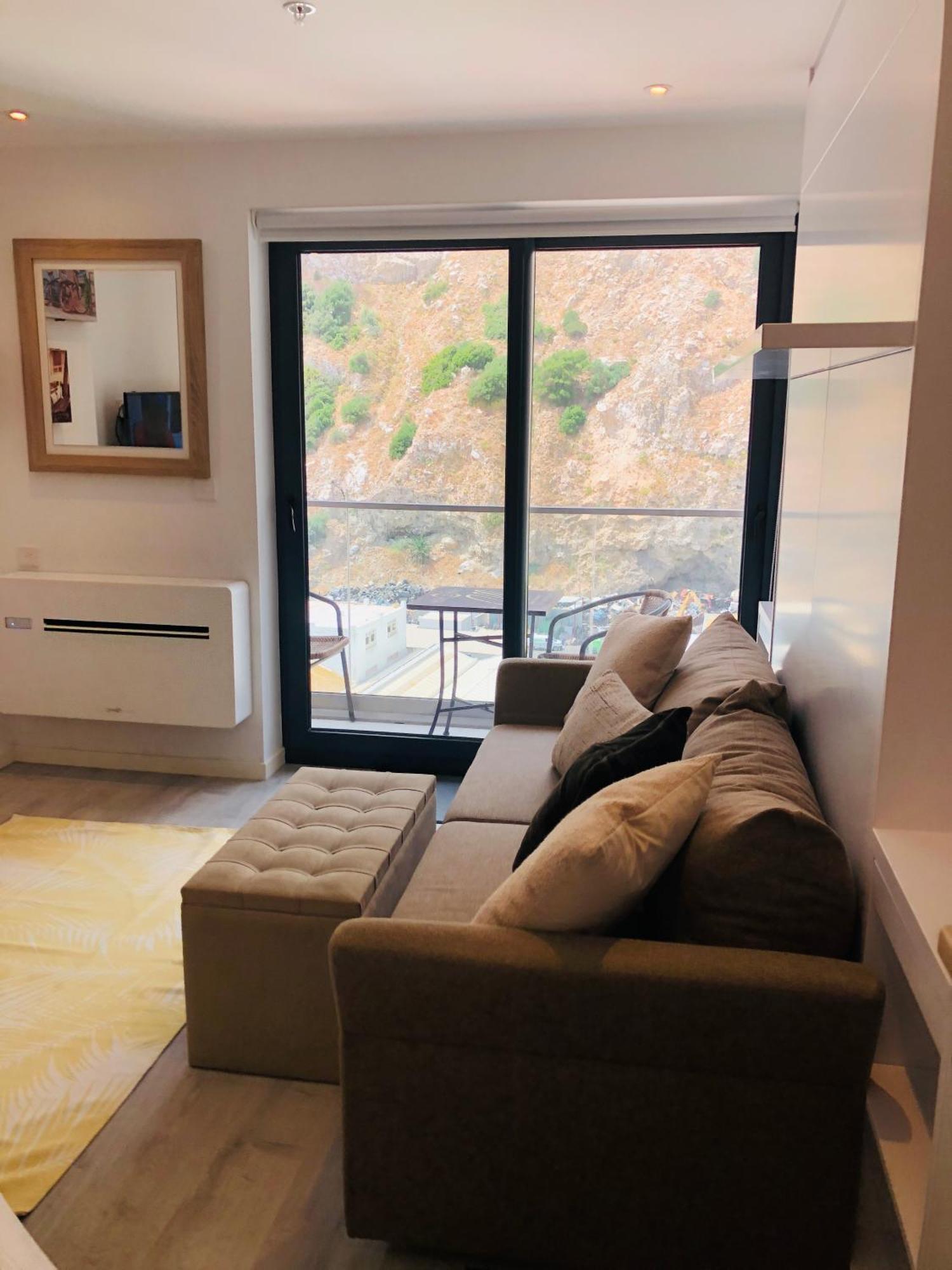 Cp High Floor Luxury Studio Sleeps 3 Gibraltar Exterior foto